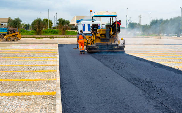 Best Decorative Driveway Pavers  in Kalona, IA